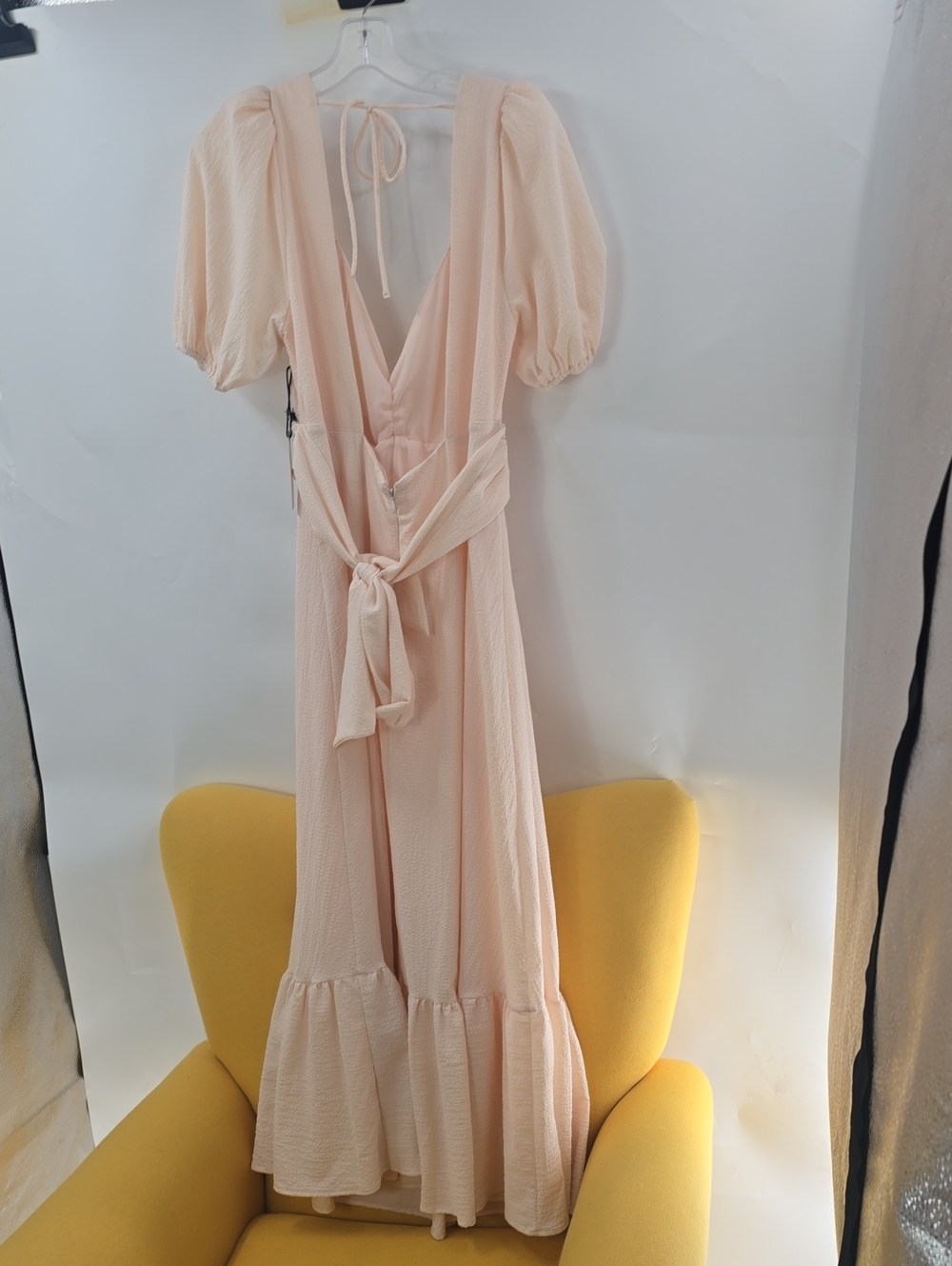 ASTR the Label Blush Pink Open-Back Midi Dress with Tie - Picture 6 of 10